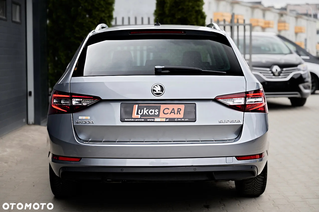 Skoda Superb 2.0 TDI DSG Premium Edition - 3