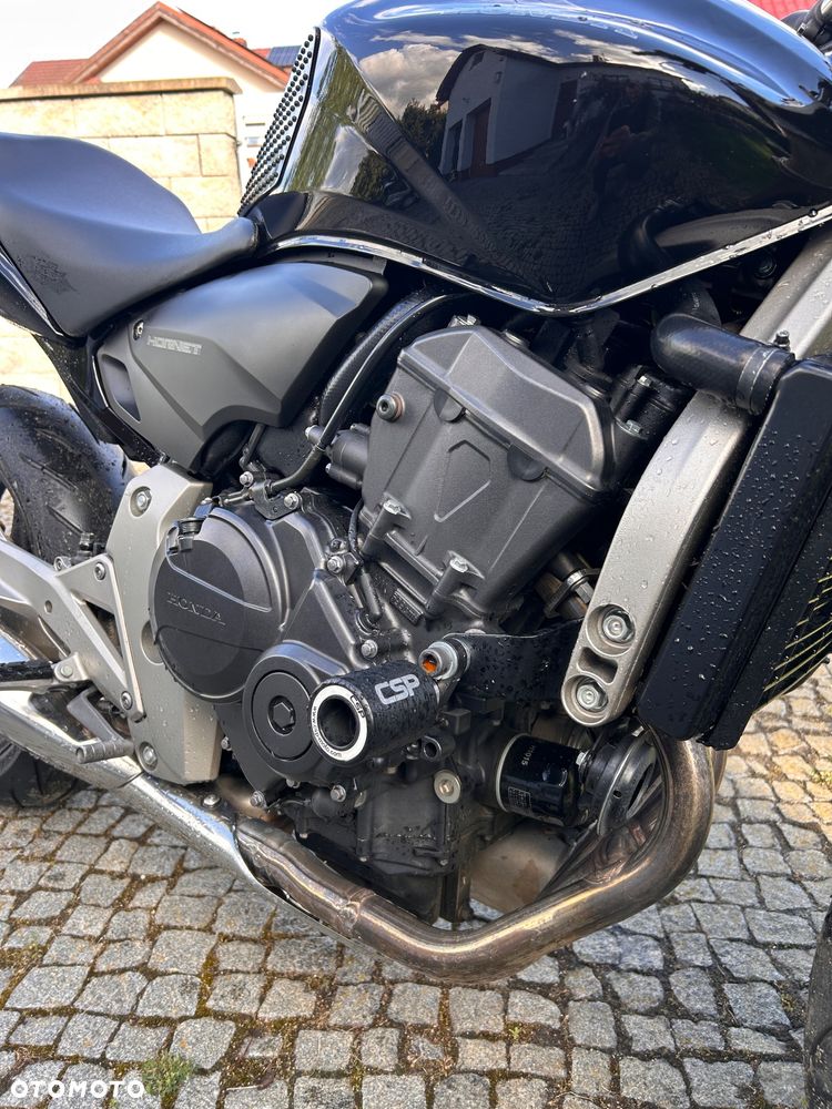 Honda Hornet - 12
