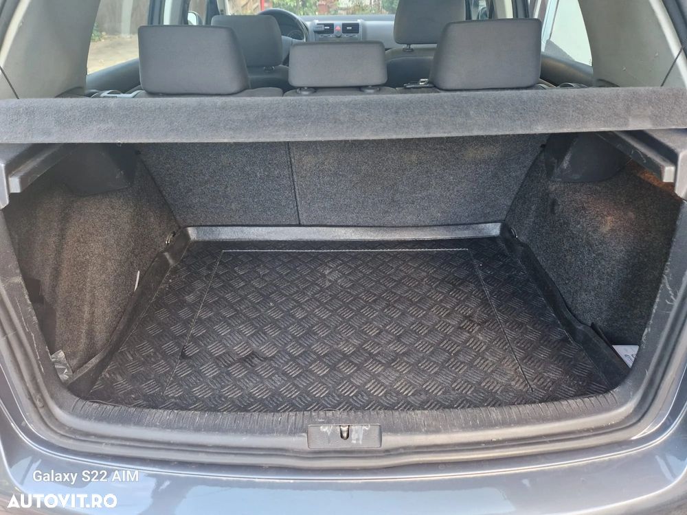 Volkswagen Golf 1.9 TDI - 8