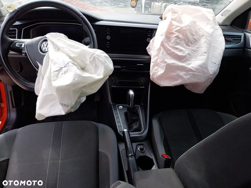 Volkswagen Polo 1.0 TSI Highline DSG - 22