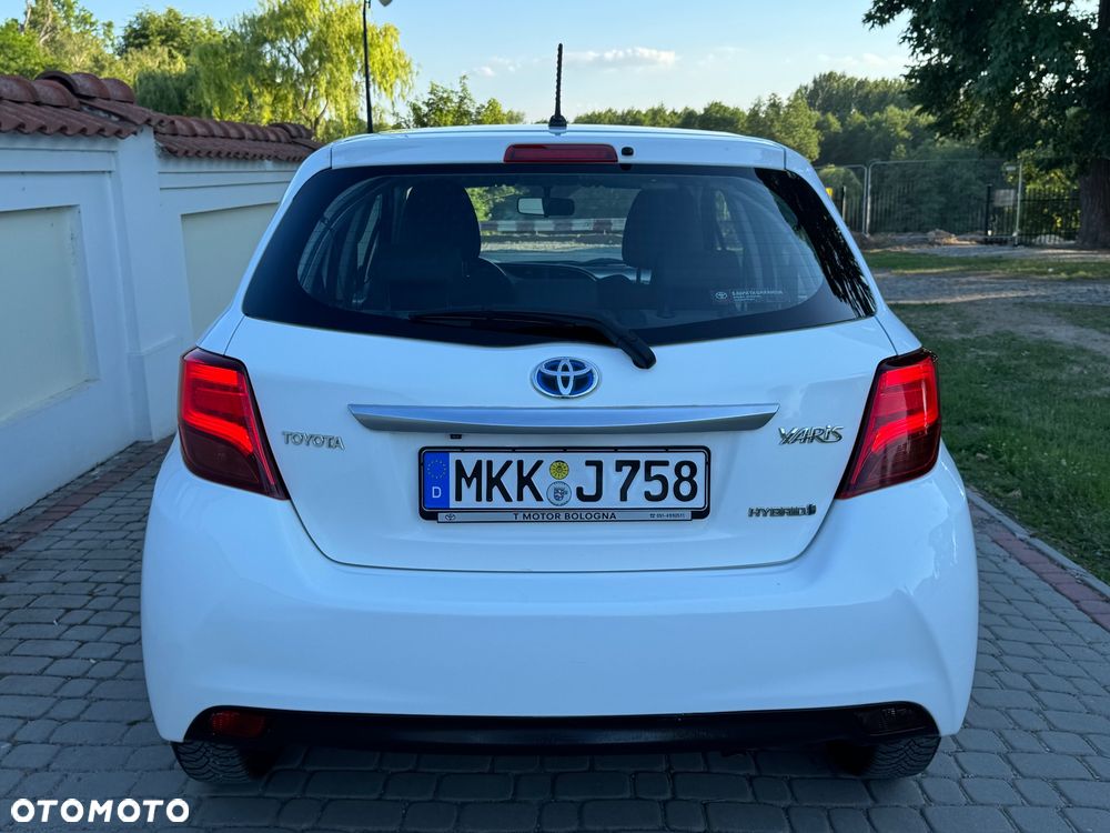 Toyota Yaris - 11