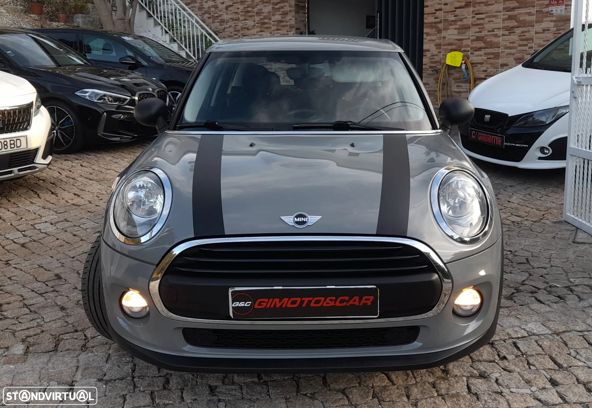 MINI 5 Portas One D Blackyard - 16