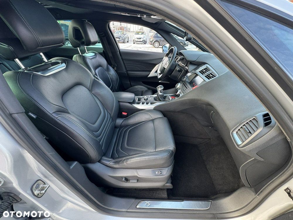 Citroën DS5 THP 200 SportChic - 23