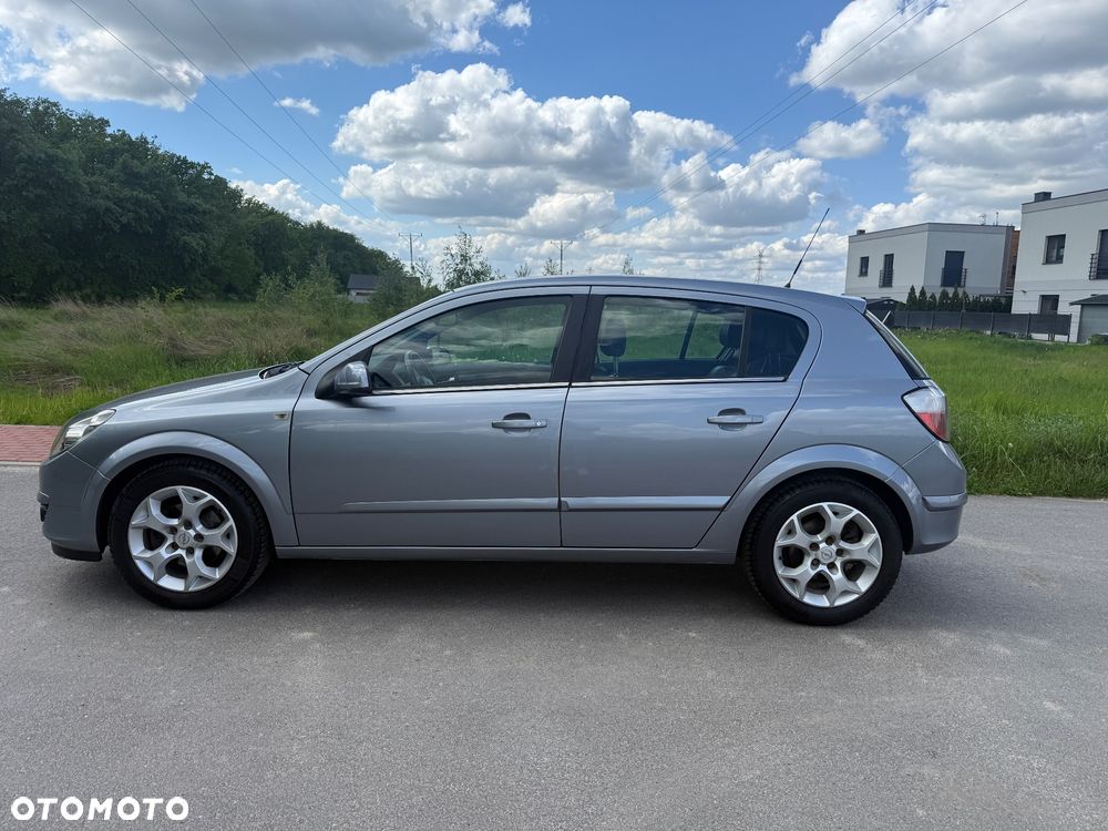 Opel Astra 1.6 Sport - 4