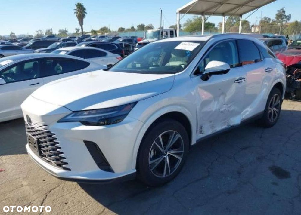 Lexus RX - 9