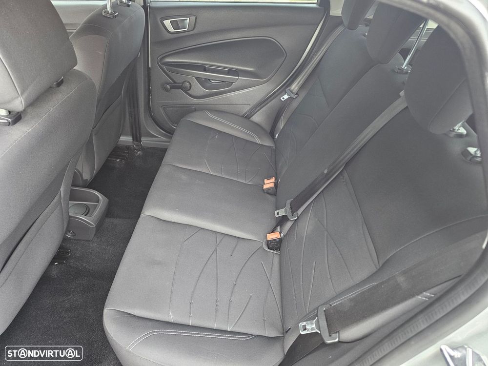 Ford Fiesta 1.0 Ti-VCT Titanium - 19