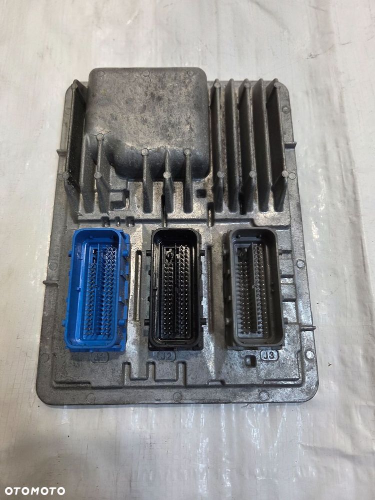 OPEL ASTRA K V 1,4 TURBO STEROWNIK KOMPUTER SILNIKA 12679845 - 1