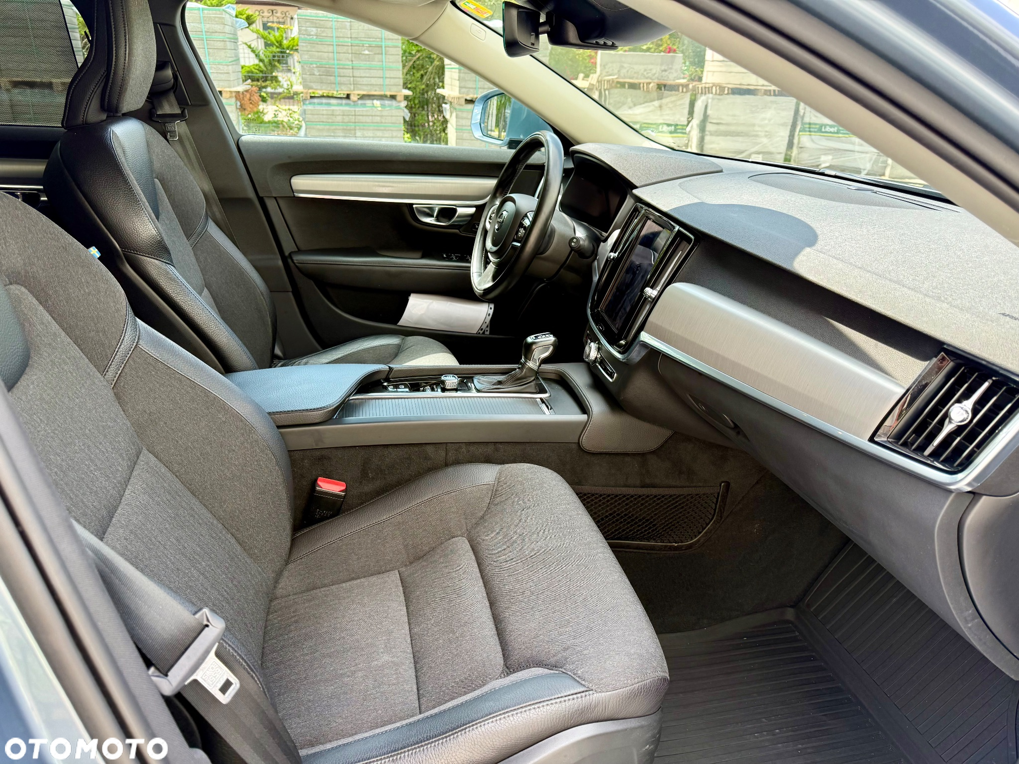Volvo V90 D4 AWD Momentum - 14