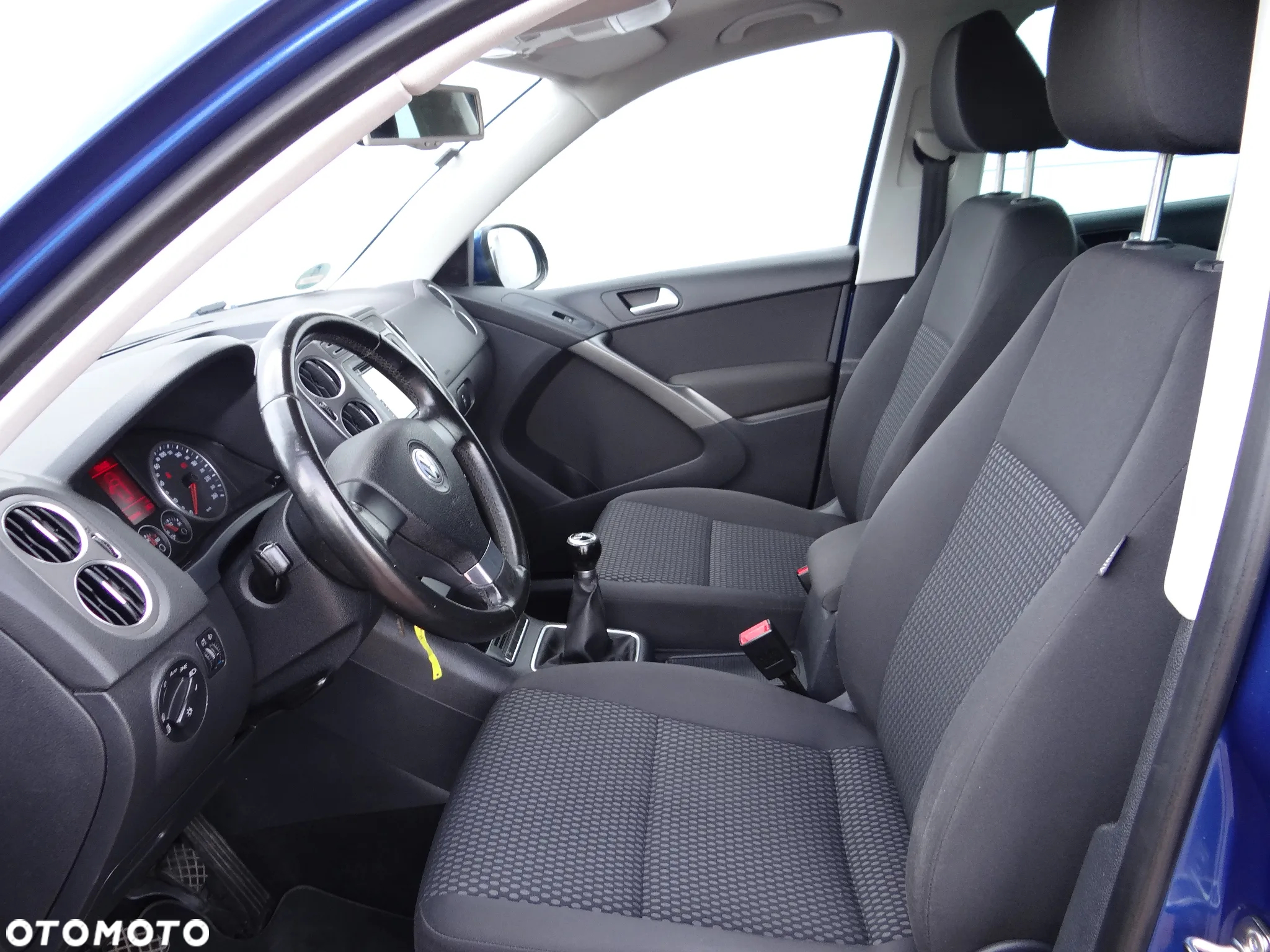 Volkswagen Tiguan - 6