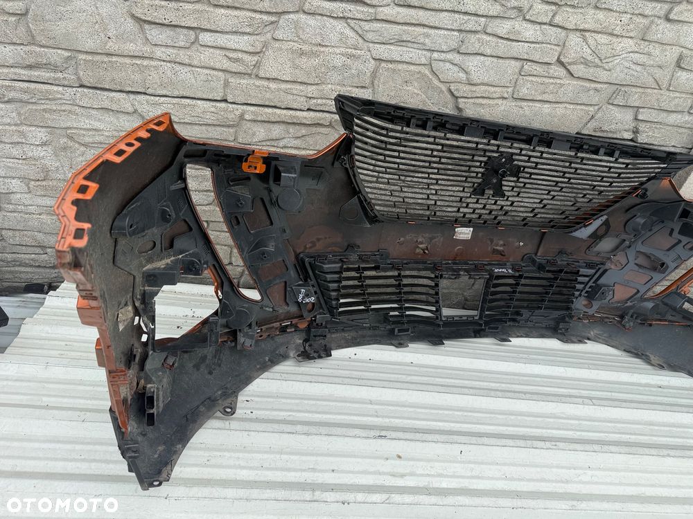 Peugeot 2008 II 2 zderzak przód bez parkow - 4