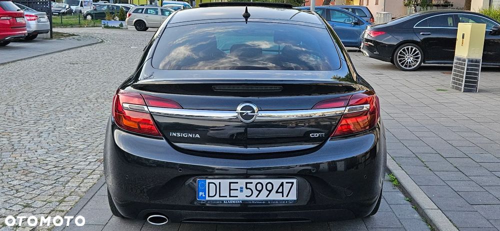 Opel Insignia 2.0 CDTI Executive S&S - 32