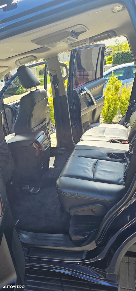 Toyota Land Cruiser 3.0l Turbo D-4D Aut. AVS 7 Locuri Luxury - 9
