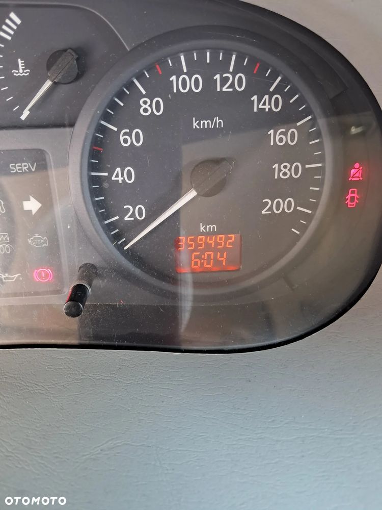 Renault Trafic - 7