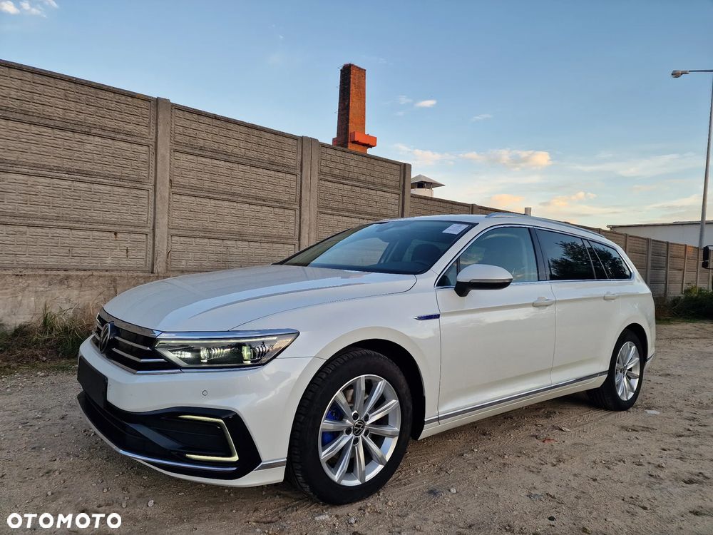Volkswagen Passat Variant 1.4 TSI Plug-In-Hybrid DSG GTE - 1