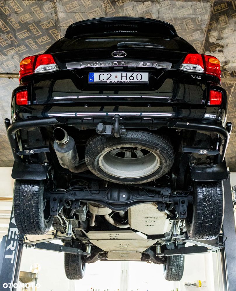 Toyota Land Cruiser LC 4.5 D-4D Prestige - 11