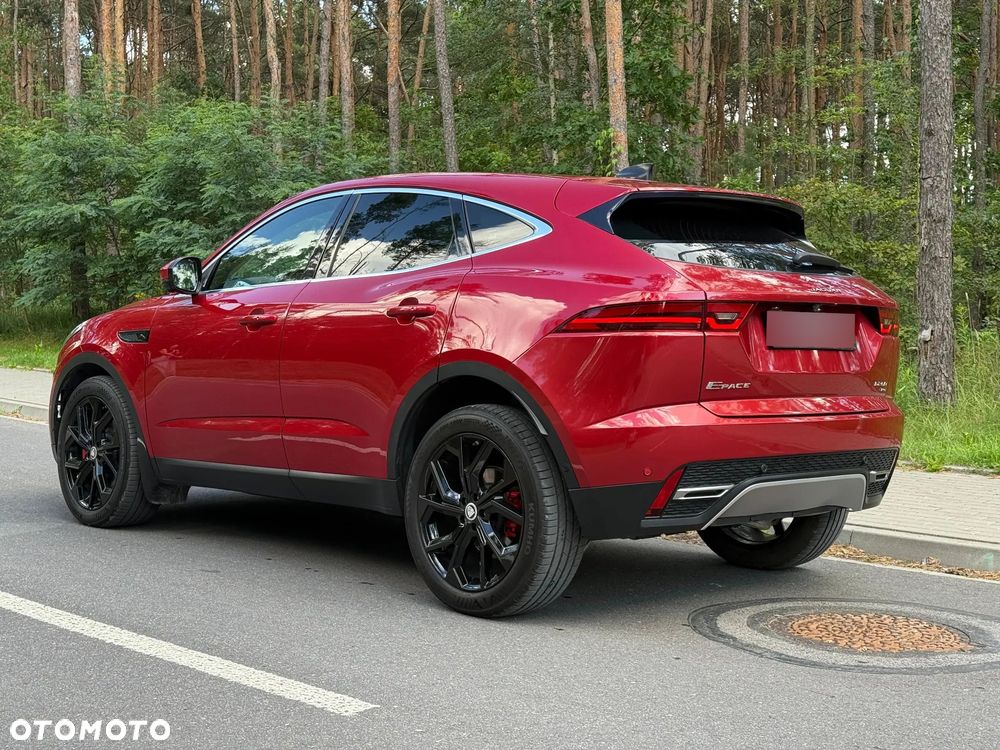Jaguar E-Pace 2.0 D200 mHEV AWD - 8