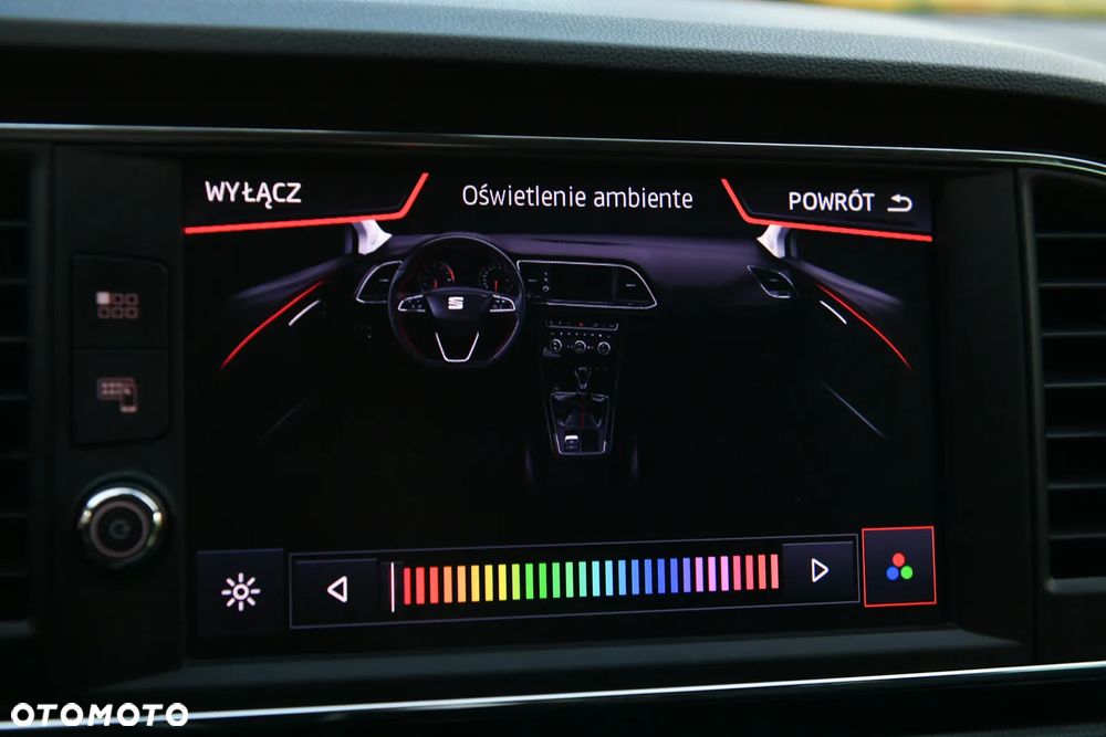 Seat Leon 1.5 eTSI ACT OPF DSG FR Plus - 28