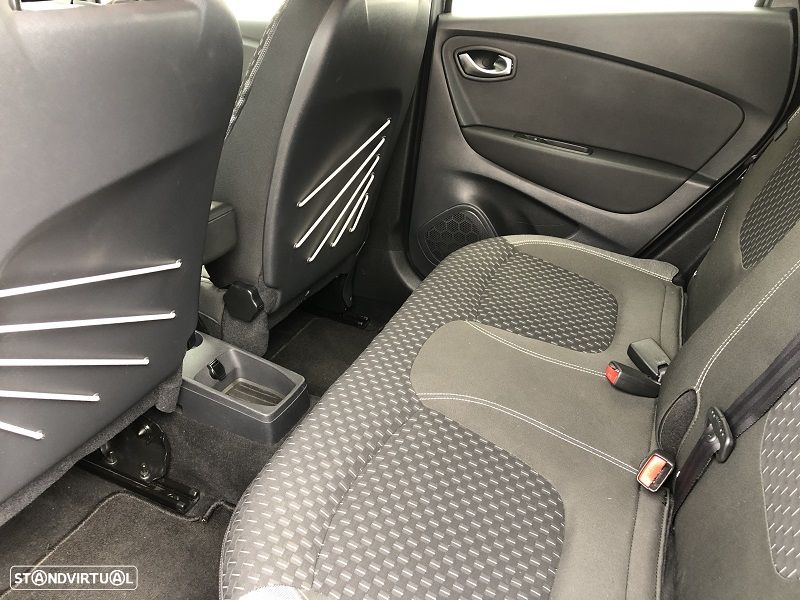 Renault Captur 1.5 dCi Exclusive - 19