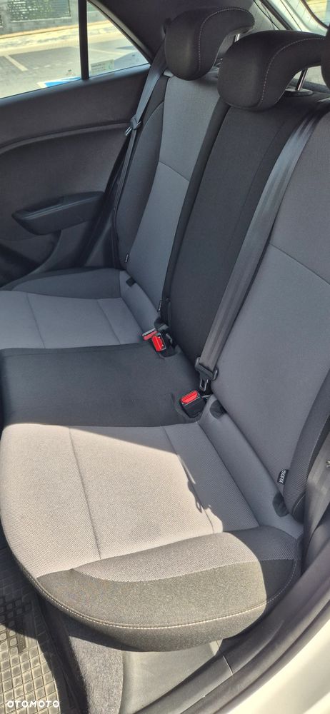 Hyundai i20 1.2 Classic Plus - 21