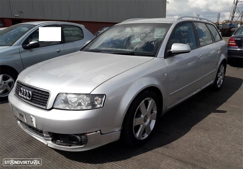 Audi A4 Avant S Line 1.9 TDI de 2004 Disponível para peças FRENTE VENDIDA - 2