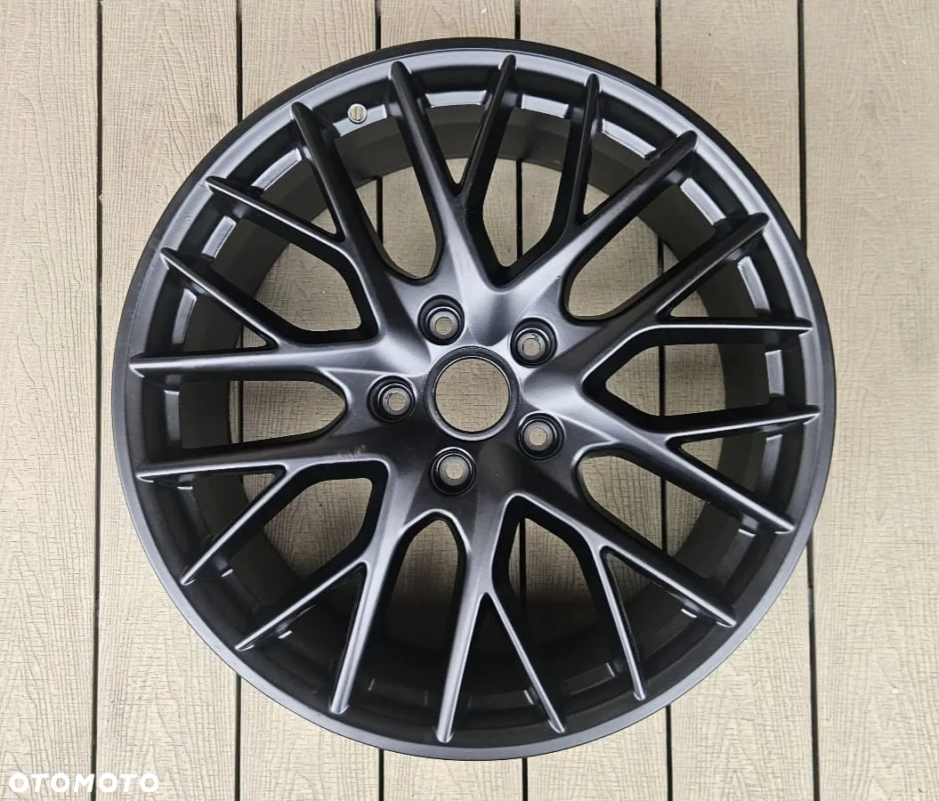 NOWA FELGA PORSCHE PANAMERA BBS - 2