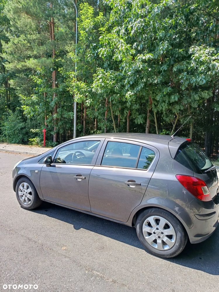 Opel Corsa - 4
