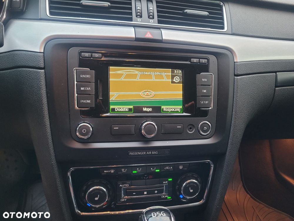 Skoda Superb 2.0 TDI DSG Elegance - 29