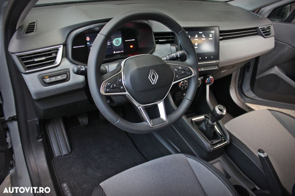 Renault Clio - 2