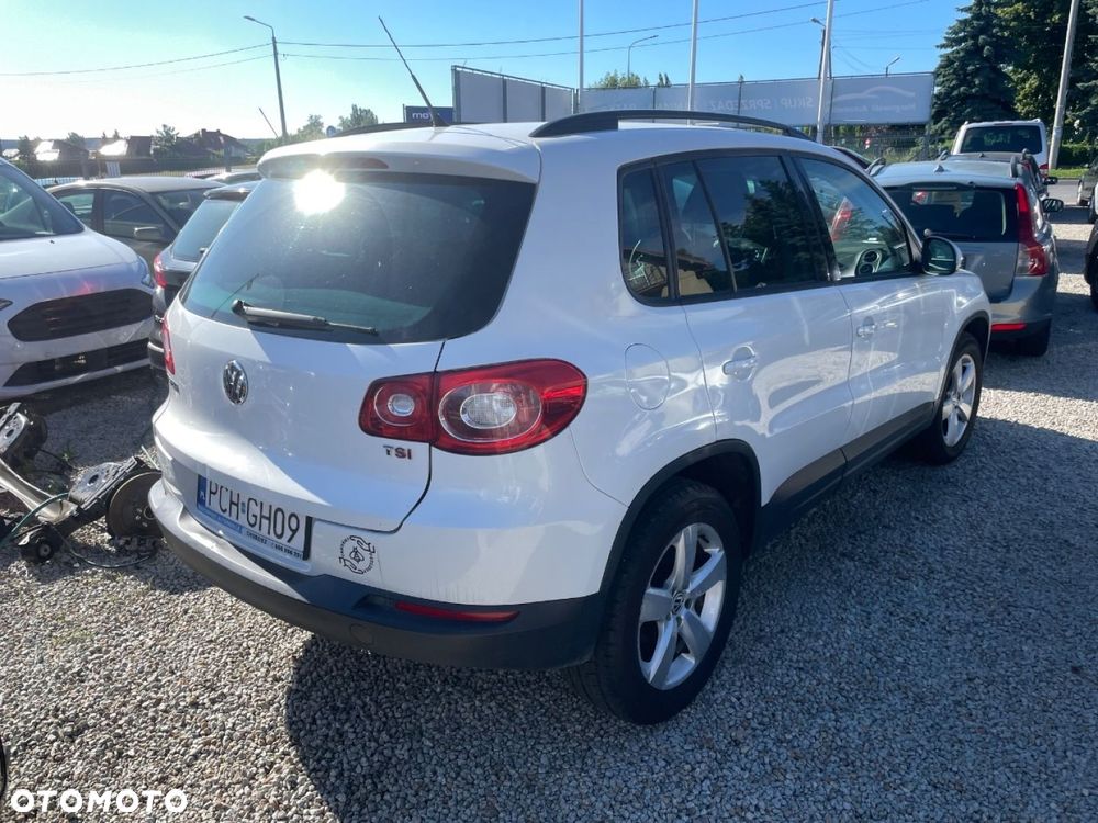 Volkswagen Tiguan - 3