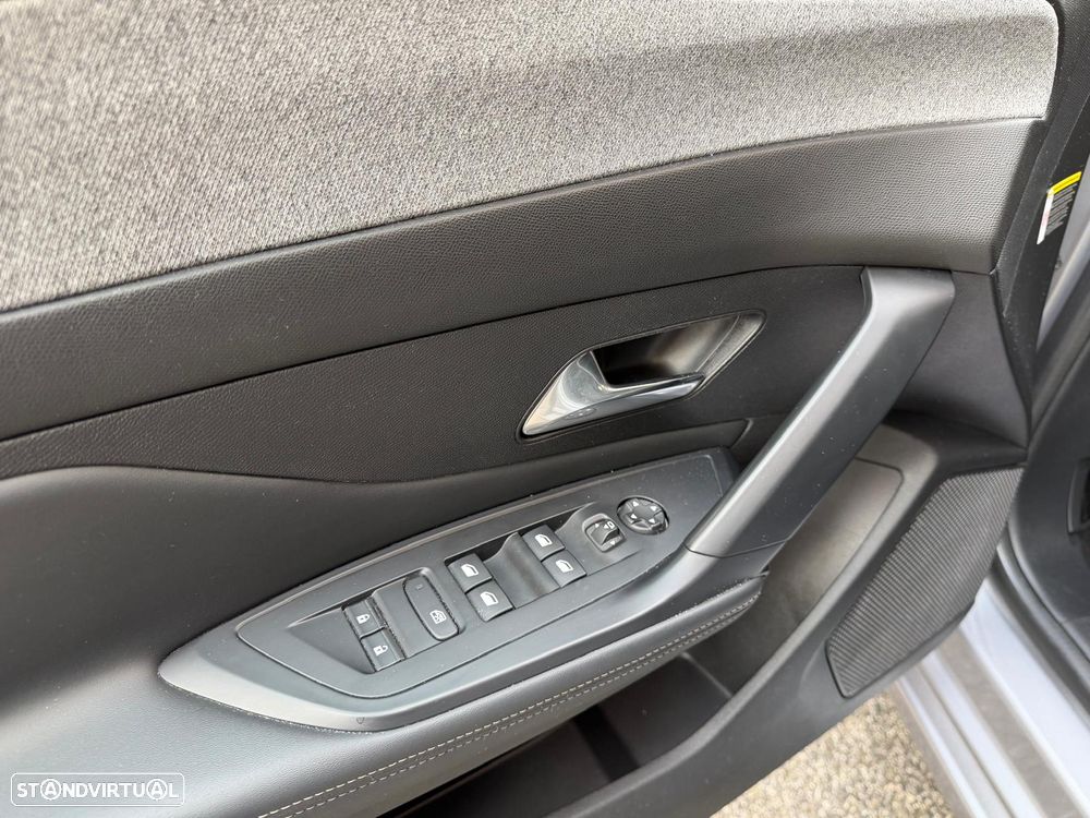 Peugeot 308 SW 1.5 BlueHDi Allure EAT8 - 22