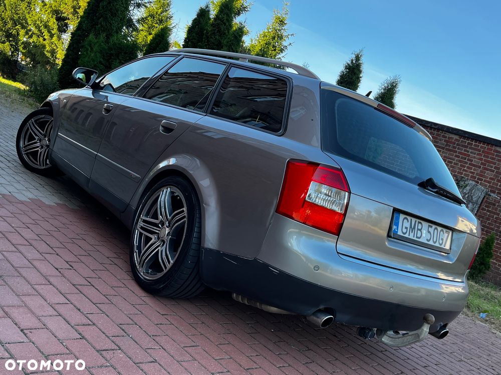 Audi A4 Avant 1.8 T quattro - 10