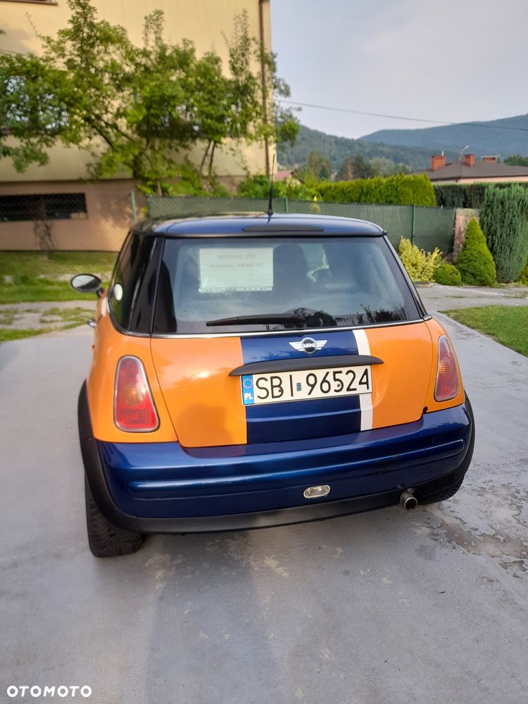 MINI ONE - 3