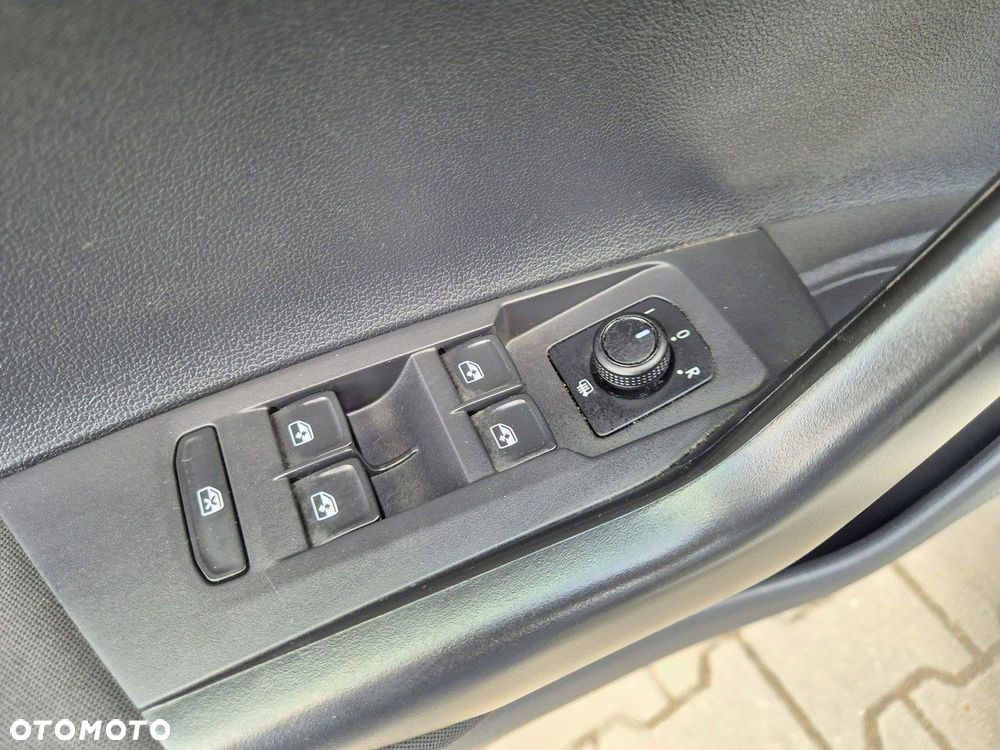 Volkswagen Polo 1.0 TSI Life - 33