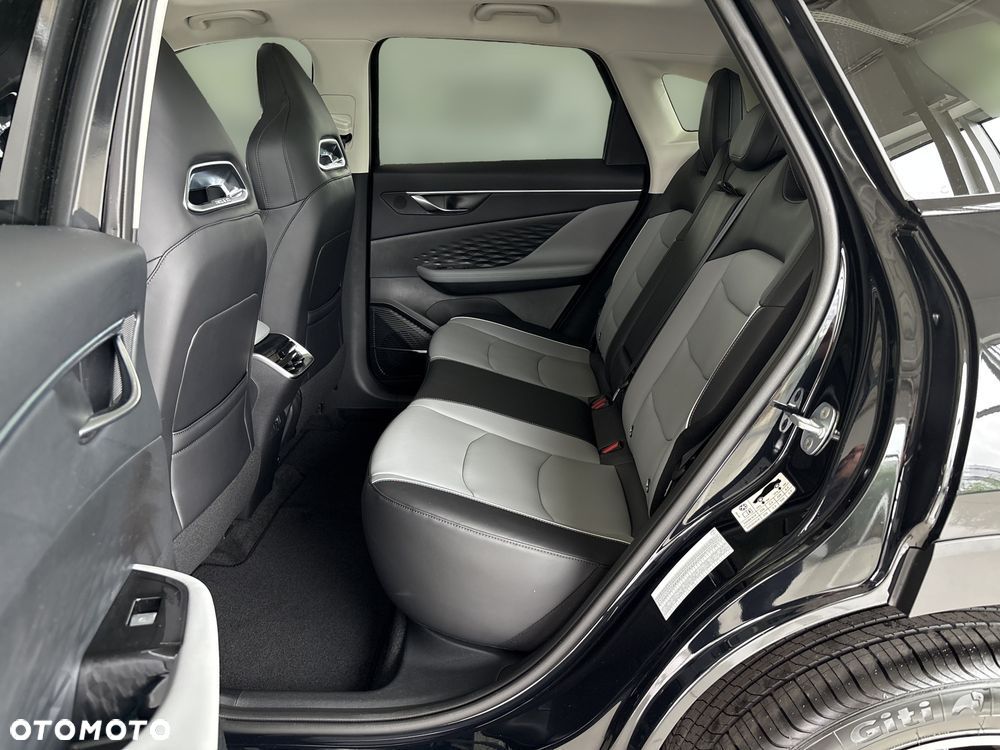 BAIC 5 Beijing 1.5T Business DCT - 13