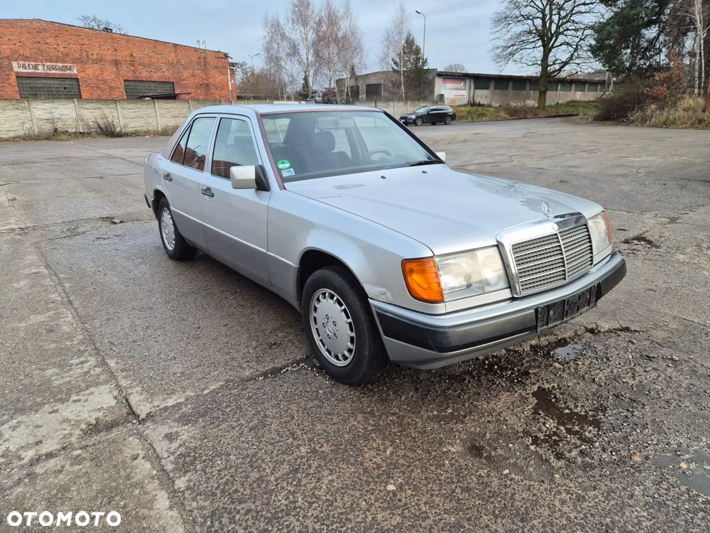 Mercedes-Benz W124 (1984-1993) - 15