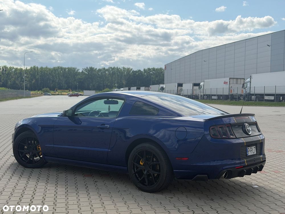Ford Mustang 3.7 V6 - 6