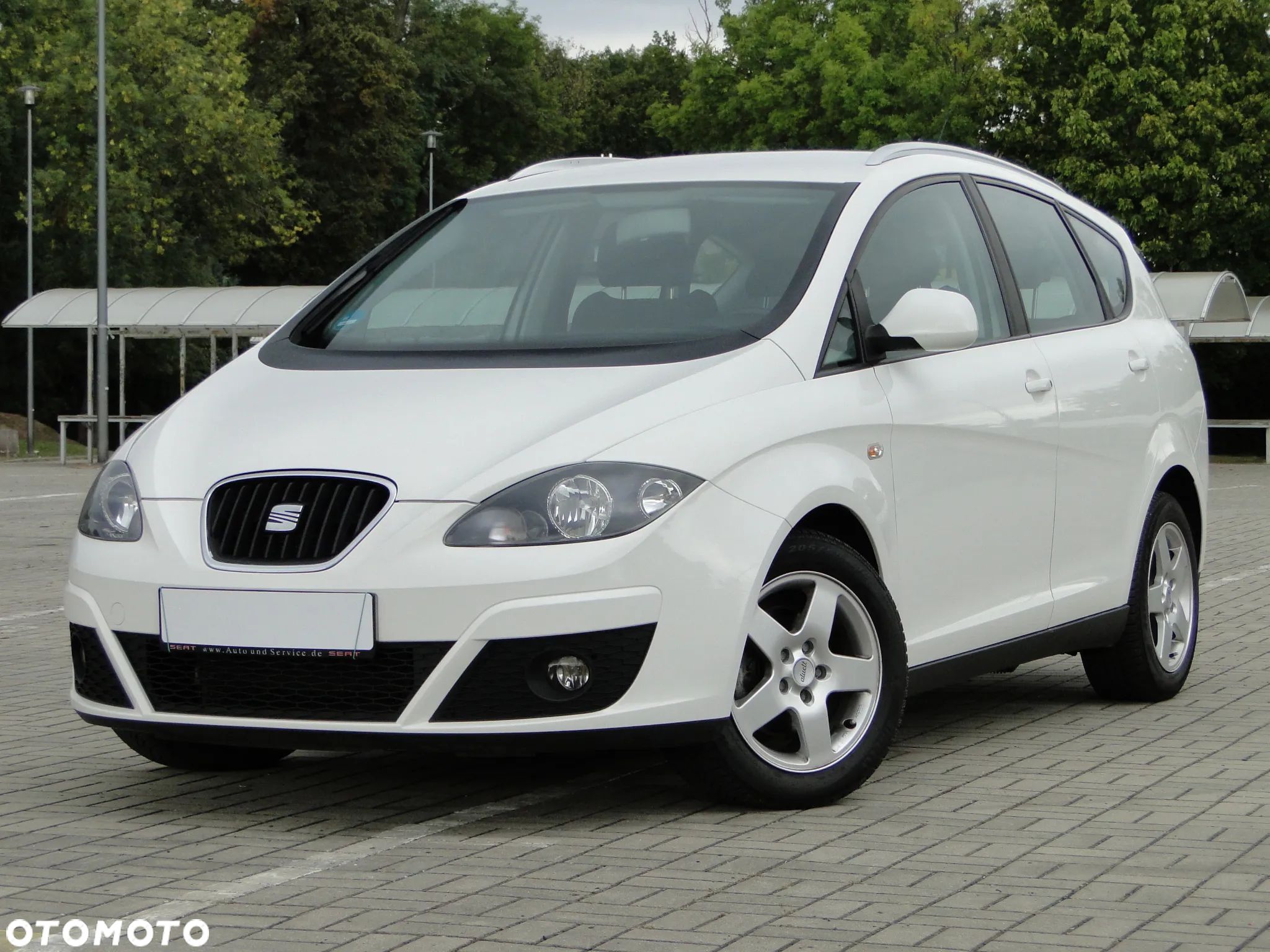 Seat Altea XL 1.6 TDI Style DSG - 1