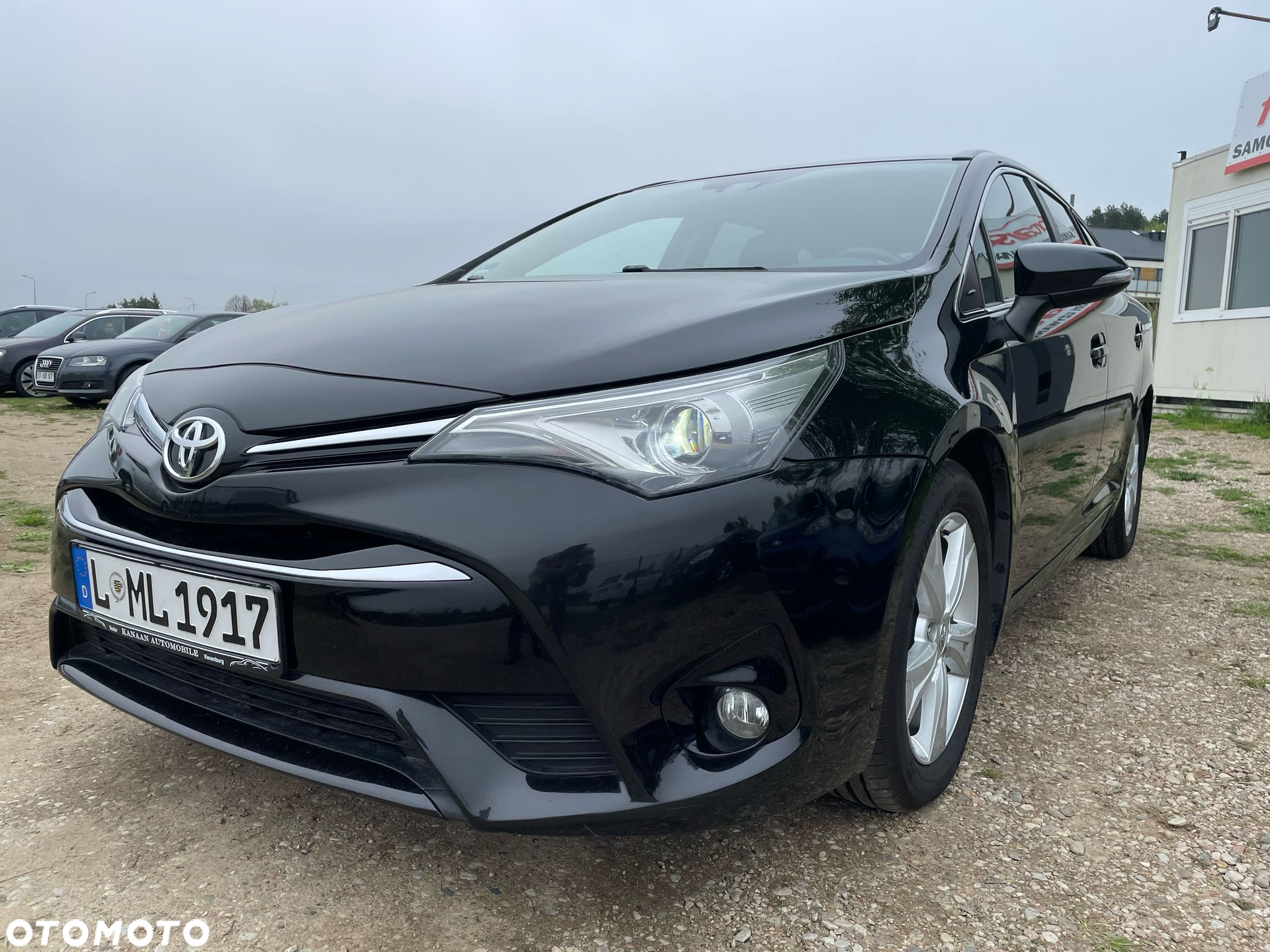 Toyota Avensis Touring Sports 2.0 D-4D Edition-S - 24
