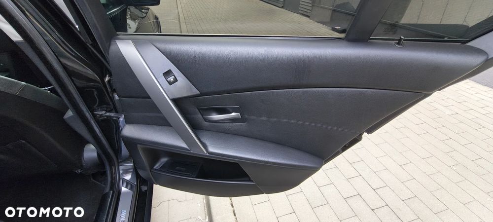 BMW Seria 5 - 13
