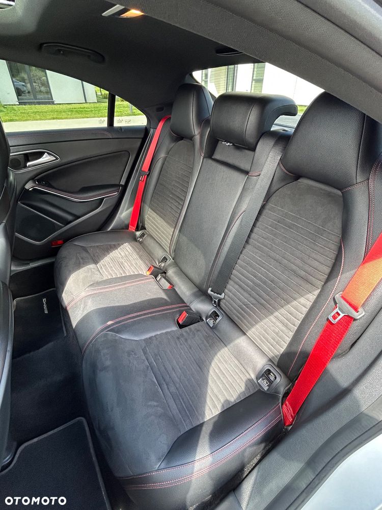 Mercedes-Benz CLA - 14