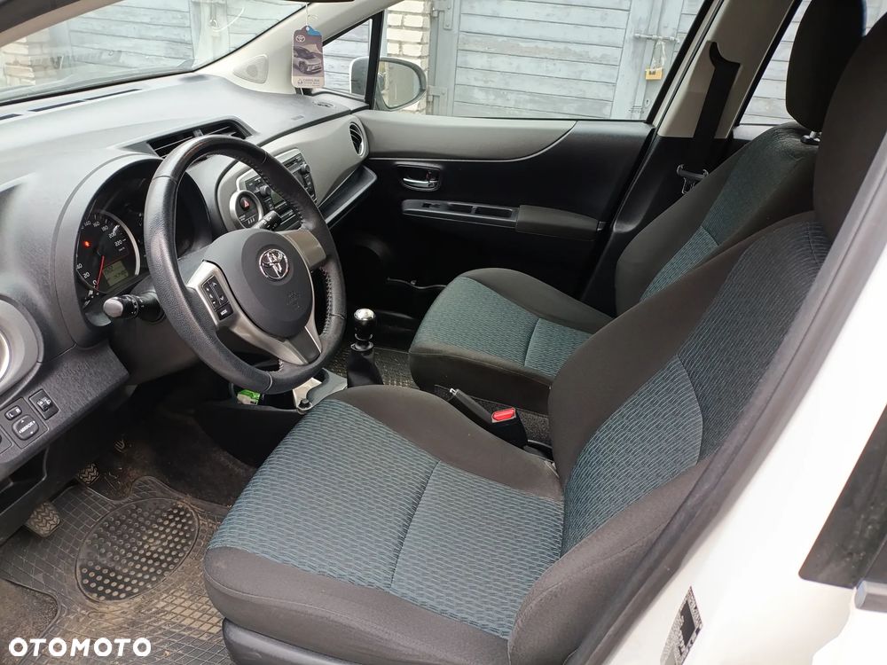Toyota Yaris 1.4 D-4D Active - 6