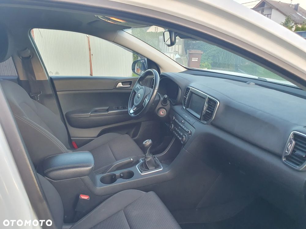Kia Sportage 1.6 GDI L 2WD - 23