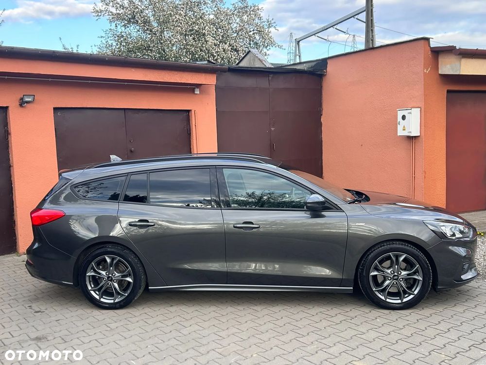 Ford Focus 1.5 EcoBlue Start-Stopp-System ST-LINE - 6