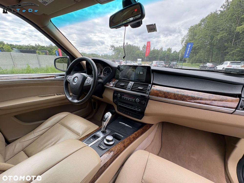 BMW X5 xDrive48i Edition 10 Jahre - 28