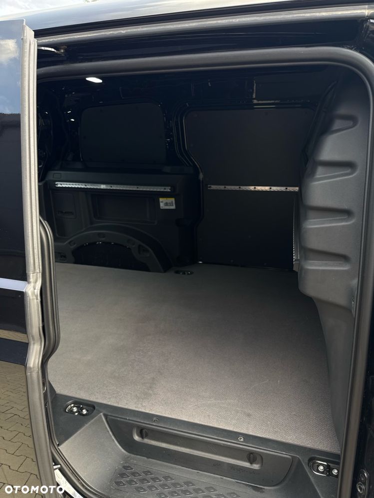 Volkswagen ID. Buzz 82kWh Pro - 10