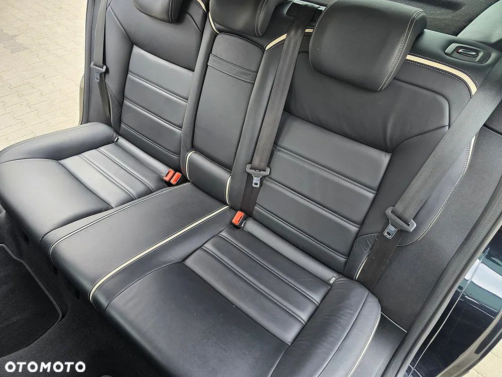 Ford Mondeo - 18