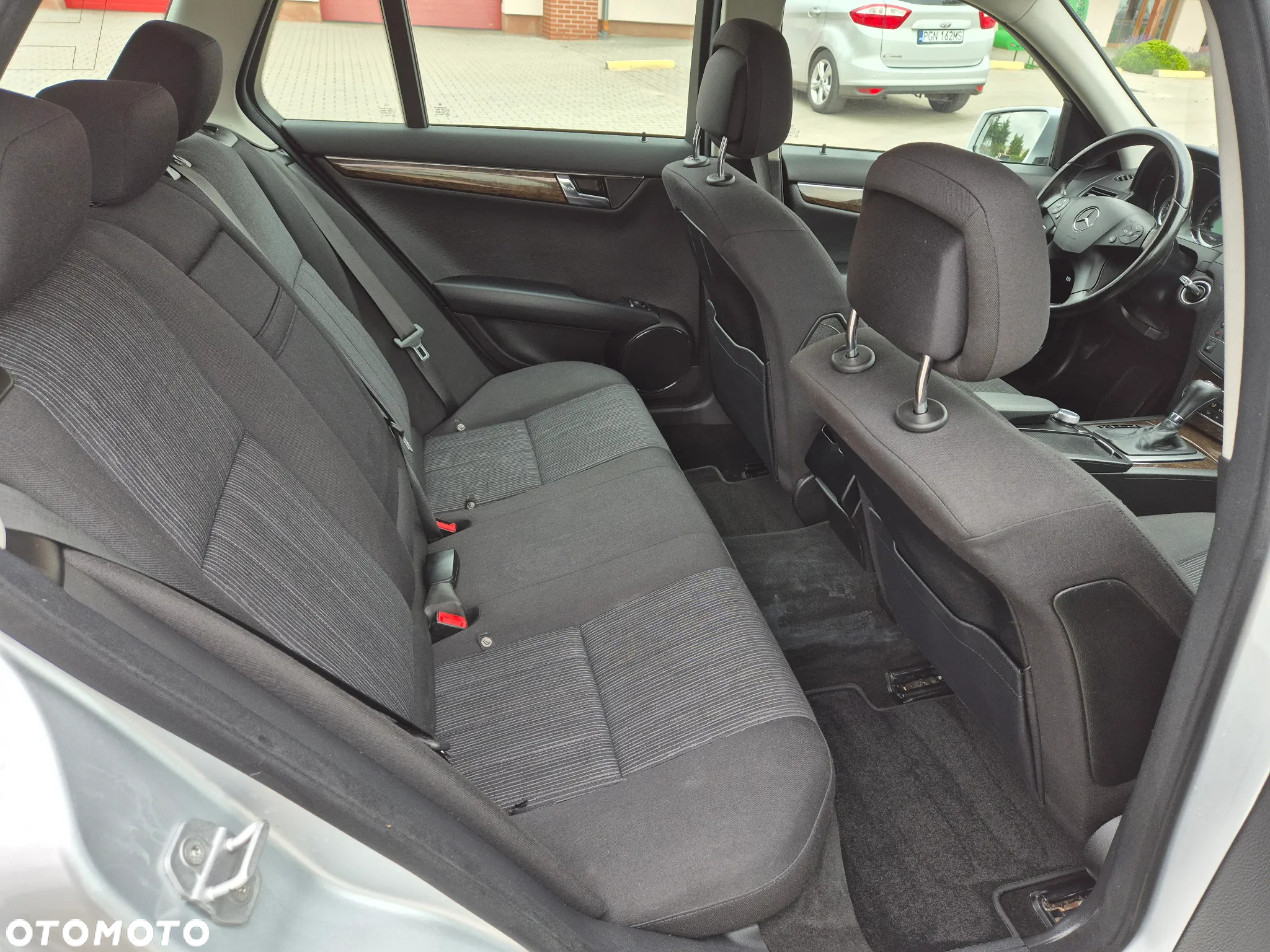 Mercedes-Benz Klasa C 180 T Kompressor Automatik BlueEFFICIENCY Special Edition - 24