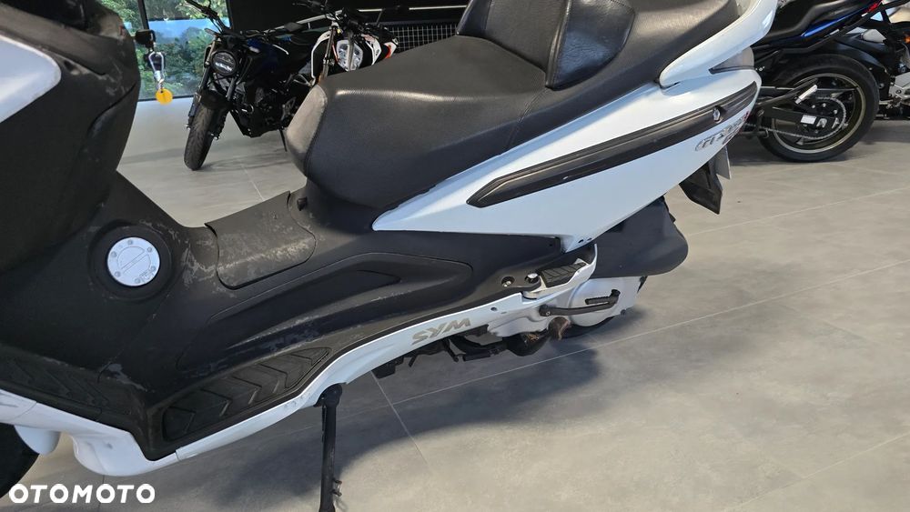 SYM GTS - 7