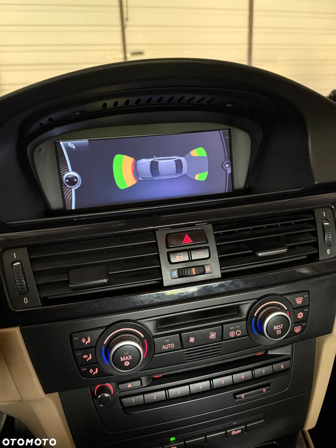 BMW Seria 3 320i - 11
