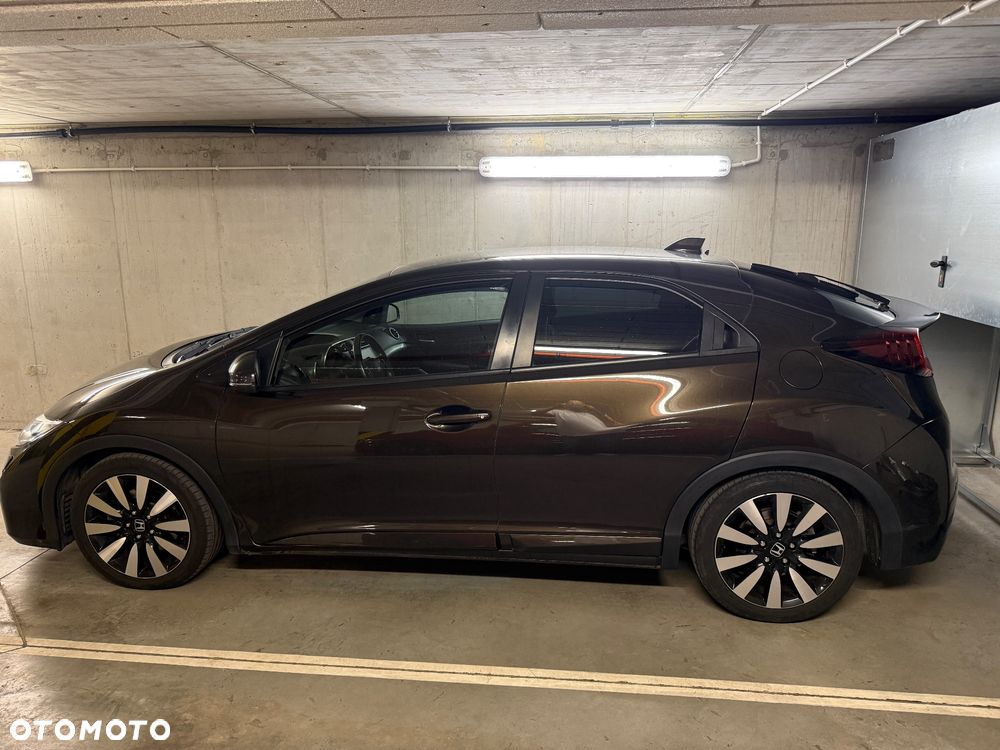 Honda Civic 1.6 i-DTEC Lifestyle Black Edition - 2